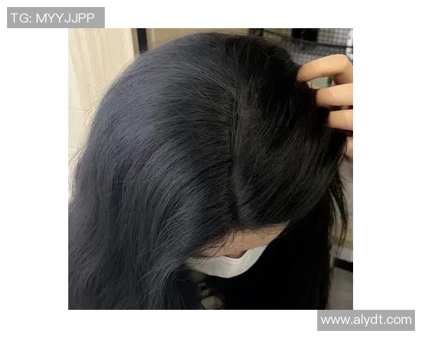 足球明星代言海飞丝展现运动魅力与护发智慧的完美结合 足球明星代言海飞丝展现运动魅力与护发智慧的完美结合