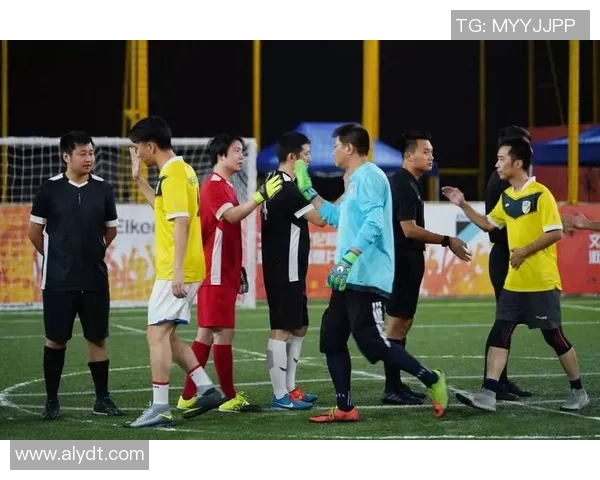 足球明星齐聚一堂共同代言的广告盛宴引发全球关注 足球明星齐聚一堂共同代言的广告盛宴引发全球关注